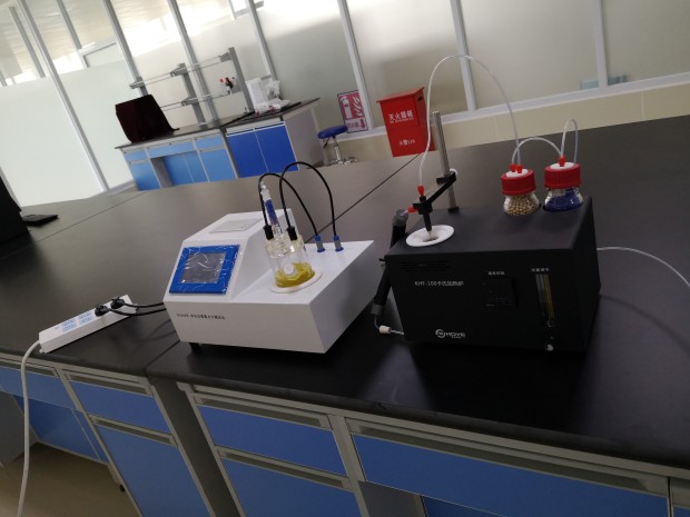 V310S-KHF鋰電池專用卡氏爐水分儀走進(jìn)國內(nèi)領(lǐng)先的石墨和石墨烯生產(chǎn)商 V310S-KHF鋰電池專用卡氏爐水分儀走進(jìn)國內(nèi)領(lǐng)先的石墨和石墨烯生產(chǎn)商