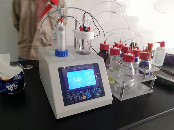 禾業(yè)工程師走進(jìn)江漢油田、江西金海新能源交流水分檢測(cè)